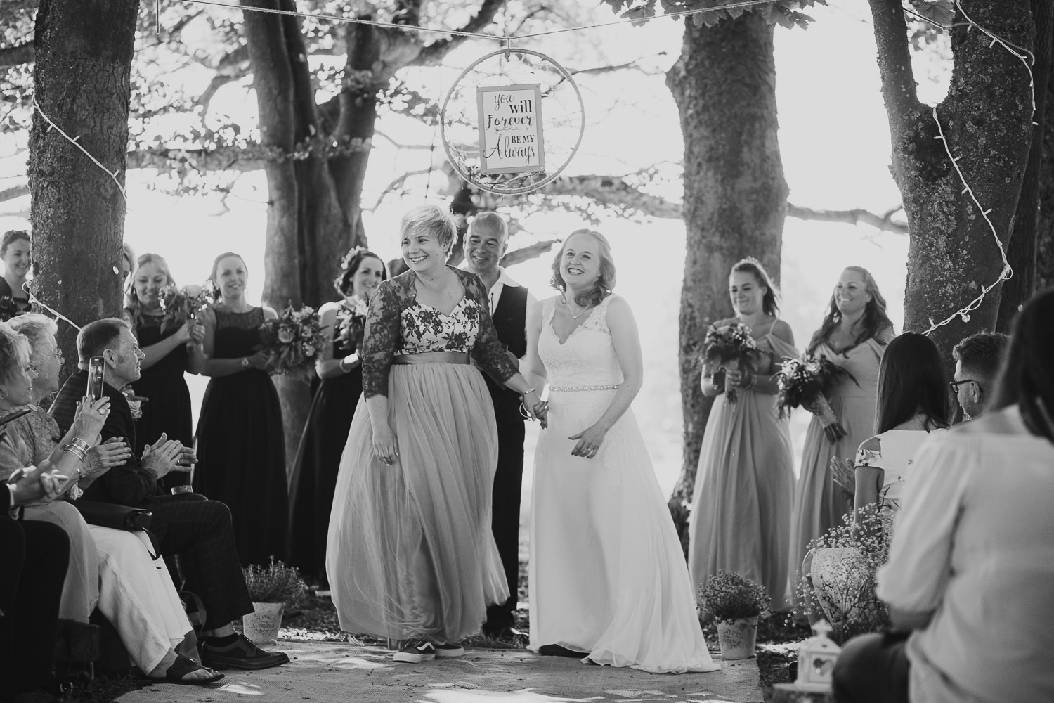 woodland wedding ceremony