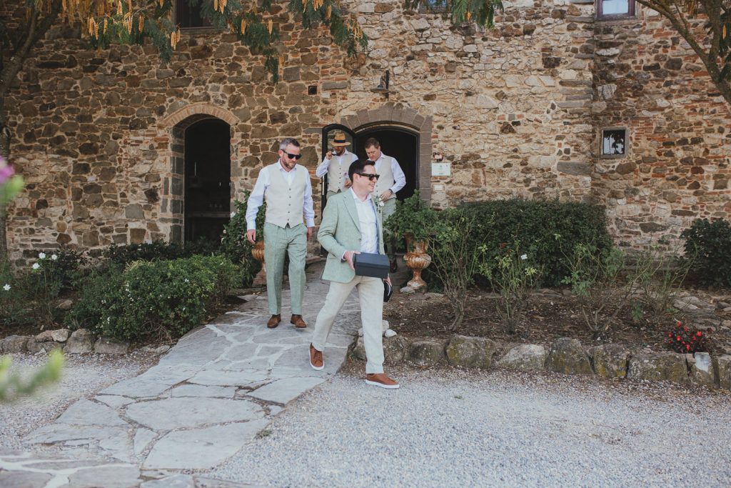 Relaxed wedding in Italy, Destination wedding photographer based in UK, @alex_rosephotography, https://alexrosephotography.co.uk/