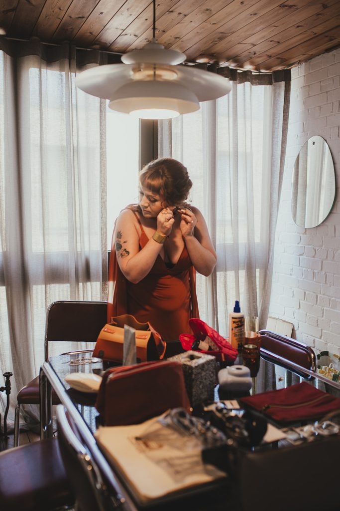 Wedding morning preparations, London wedding, Islington Town Hall wedding