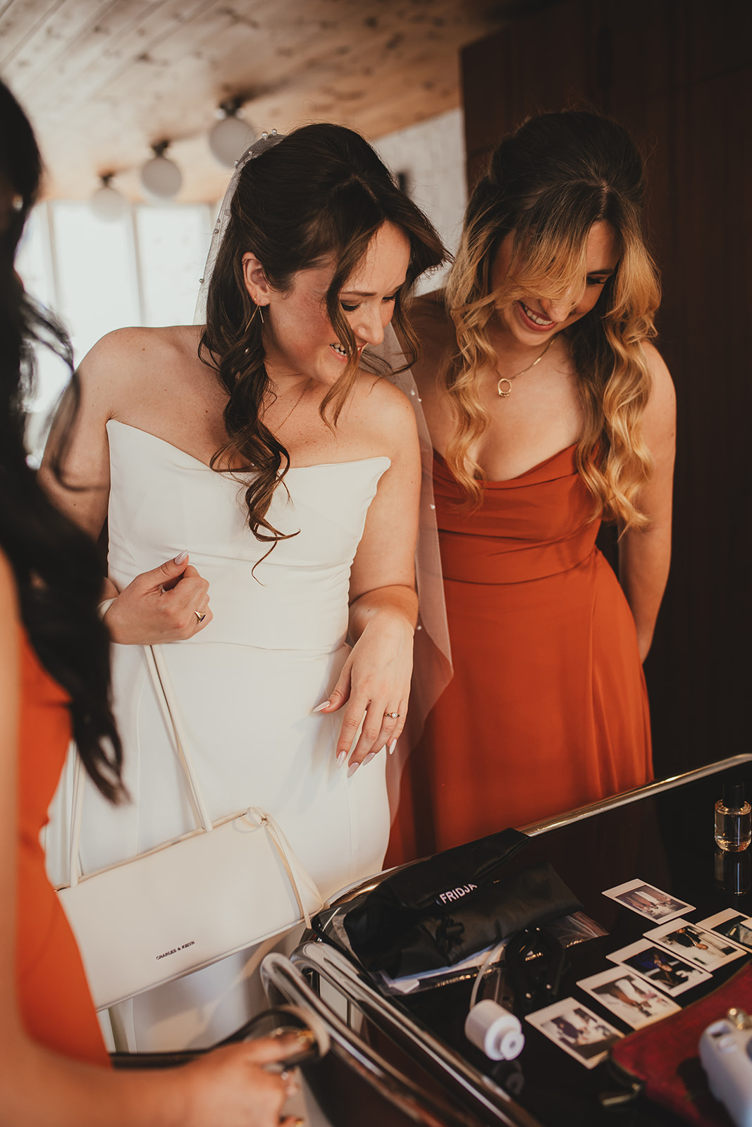 Bridal party getting ready, Weddin morning preparations, London wedding, Islington Town Hall wedding