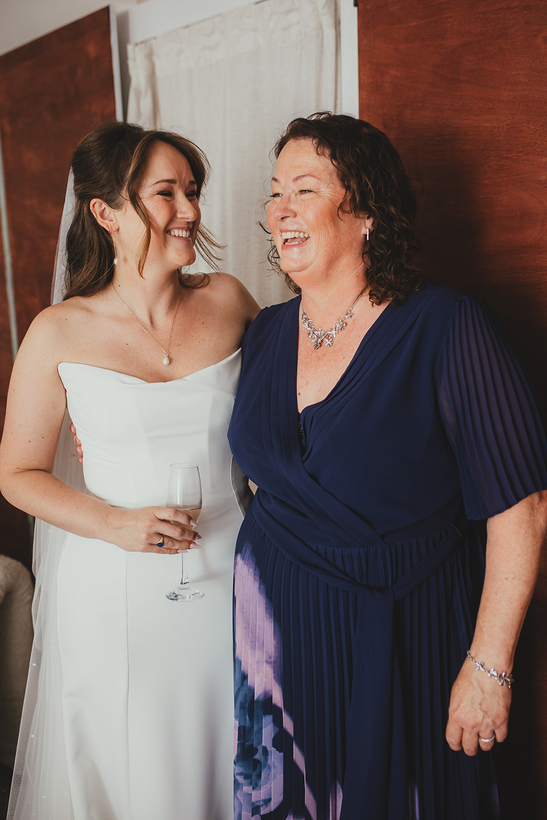 Portrait of bride with mother, Wedding morning preparations, London wedding, Islington Town Hall wedding